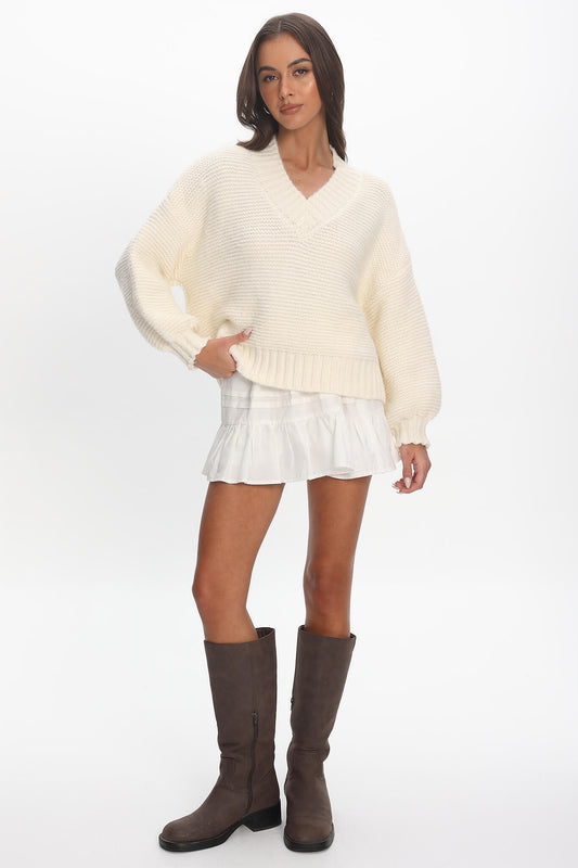 CN0092D CHUNKY V-NECK KNIT