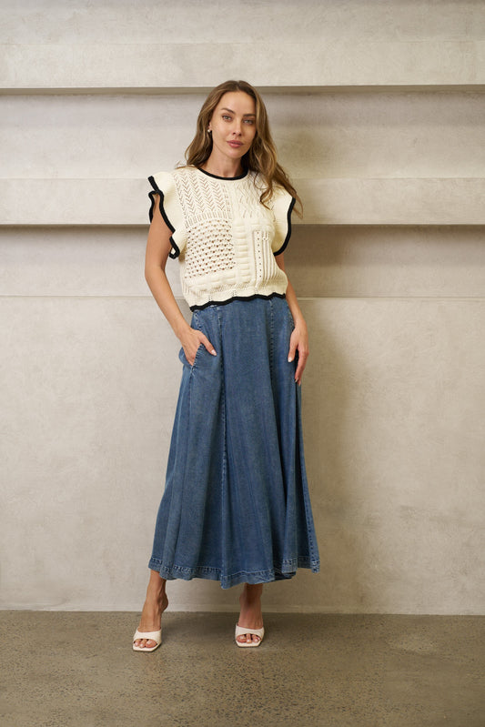 KEW122301 CREAM/BLACK YASMIN KNIT TOP