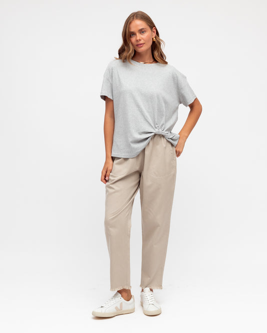 LOL70453 GREY MARLE EASY TUCK TEE