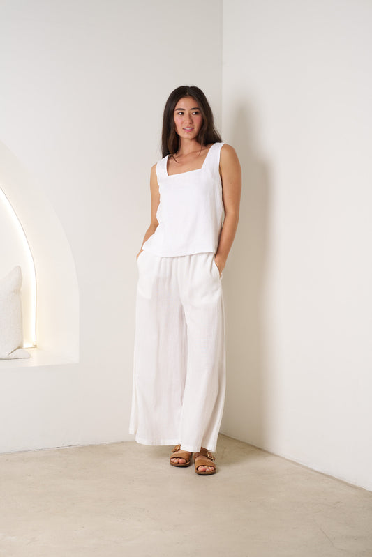 RES060501A ARIA SWING TANK TOP